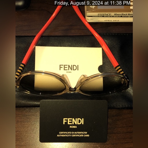 FENDI SHADES - Picture 5 of 5